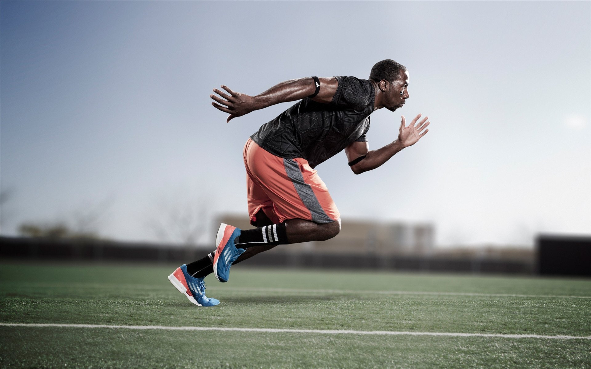 纳达尔鏖战五盘险胜德约科维奇 法网第14冠近在咫尺